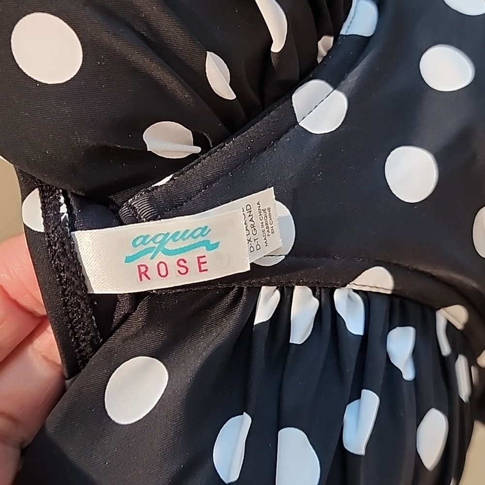 Bathing suit - Picture 5 of 5